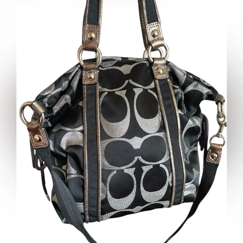 Coach vintage poppy